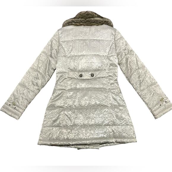 BKE Women’s Medium Double Breasted Pearl White Coat Faux Fur Collar Snap Close - Picture 2 of 10